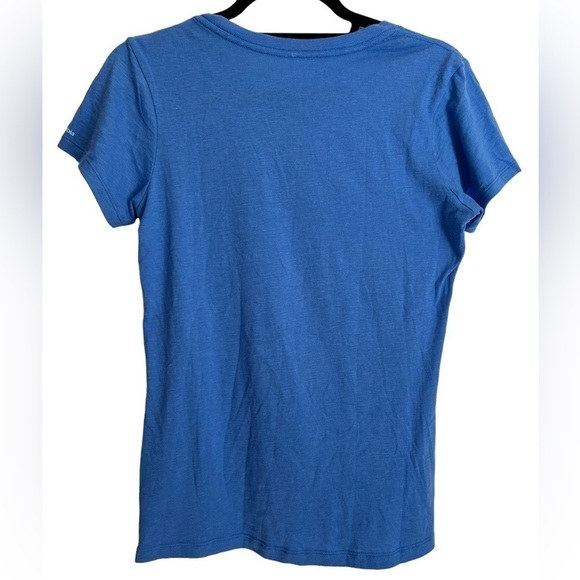 (2) Columbia Women's Abstract Print Active Tee- Pink/ Blue Size XS - Picture 7 of 10
